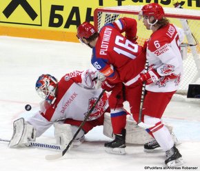 2016 IIHF World Championship Russia, Ice Palace, Moscow RUS - DEN Simon Nielsen #31, Sergei Plotnikov #16, Stefan Lassen #6 ©Puckfans.at/Andreas Robanser