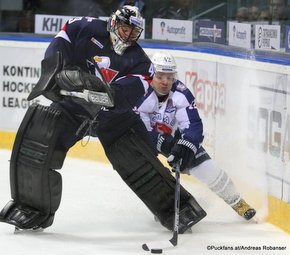 HC Slovan Bratislava -Torpedo Nizhny Novgorod Slovnaft Arena Justin Pogge #49, Dmitri Syomin #42 ©Puckfans.at/Andreas Robanser