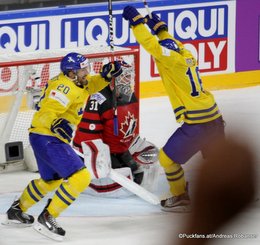 IIHF World Championship 2017 Gold Medal Game CAN - SWE Joel Lundqvist #20, Marcus Krüger #16, Calvin Pickard #31 Köln, Lanxess Arena ©Puckfans.at/Andreas Robanser