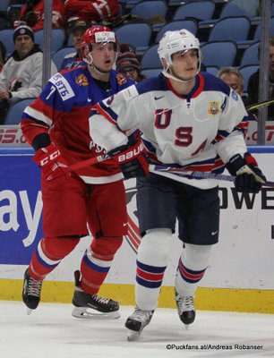 IIHF World Juniors 2018 Quarterfinal USA - RUS Dmitri Sokolov #7, Ryan Lindgren #5 KeyBank Center ©Puckfans.at/Andreas Robanser