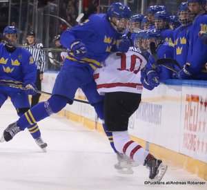 IIHF U18 World Championship SWE - CAN Fredrik Granberg #2, Akil Thomas #10 Arena Metallurg, Magnitogorsk  ©Puckfans.at/Andreas Robanser