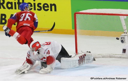 IIHF World Championship  CZE - SUI Michal Repik #26, Leonardo Genoni #63 Royal Arena, Copenhagen ©Puckfans.at/Andreas Robanser