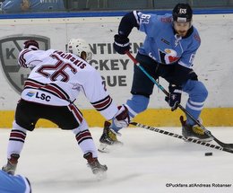 HC Slovan Bratislava - Dinamo Riga Uvis Janis Balinskis #26, Patrik Lamper #63 ©Puckfans.at/Andreas Robanser